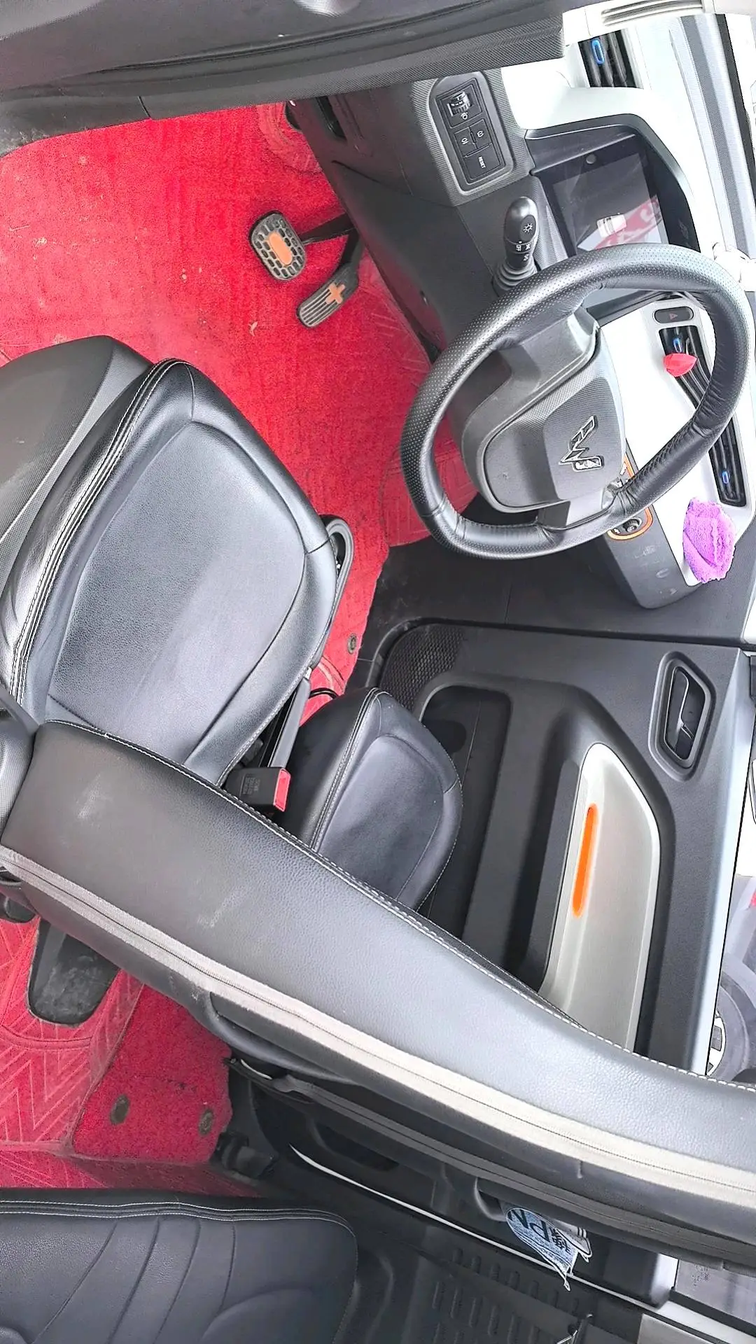2022 Wuling Hongguang MINI EV - Main View