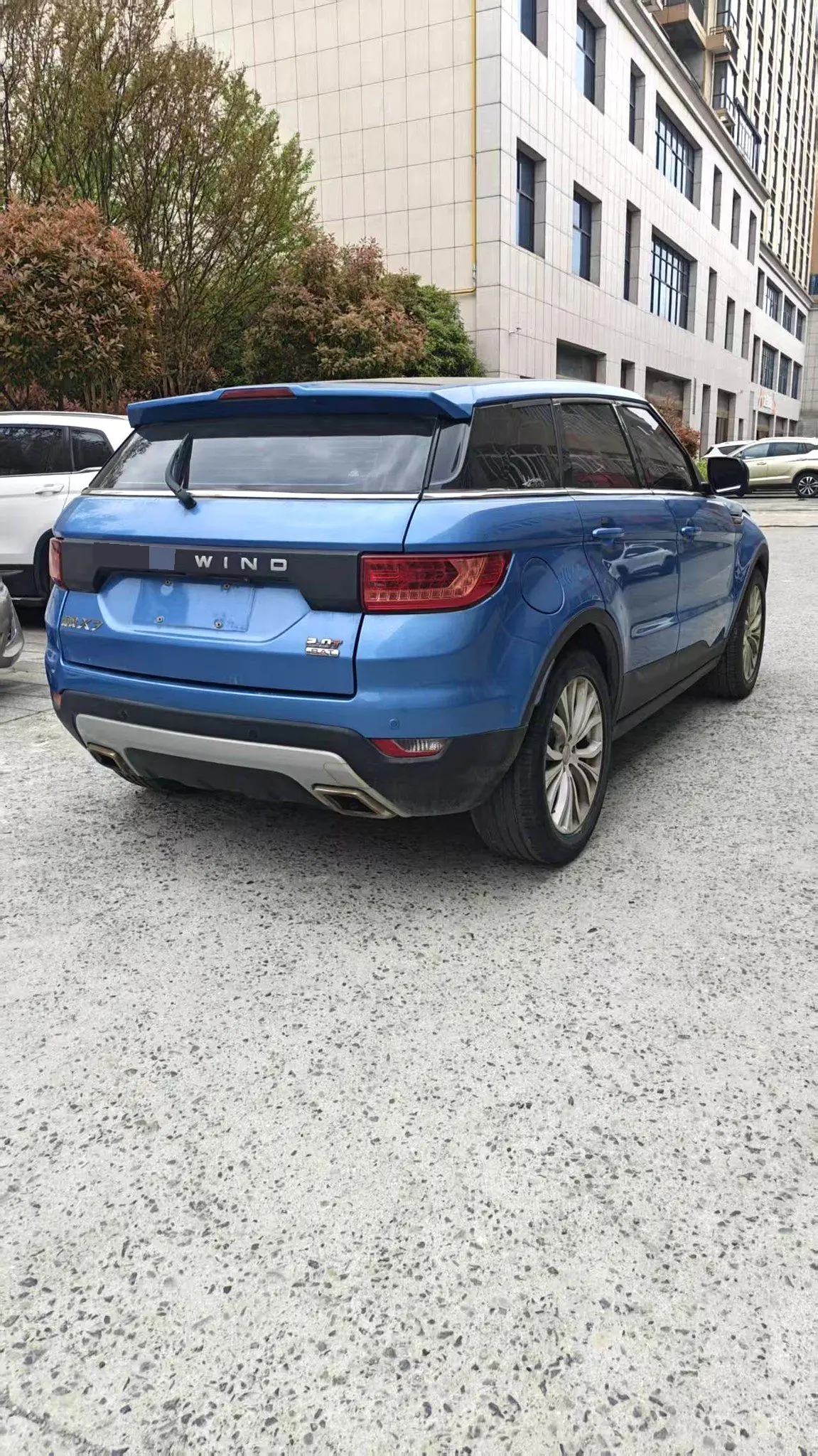 2017 Landwind X7 - Main View