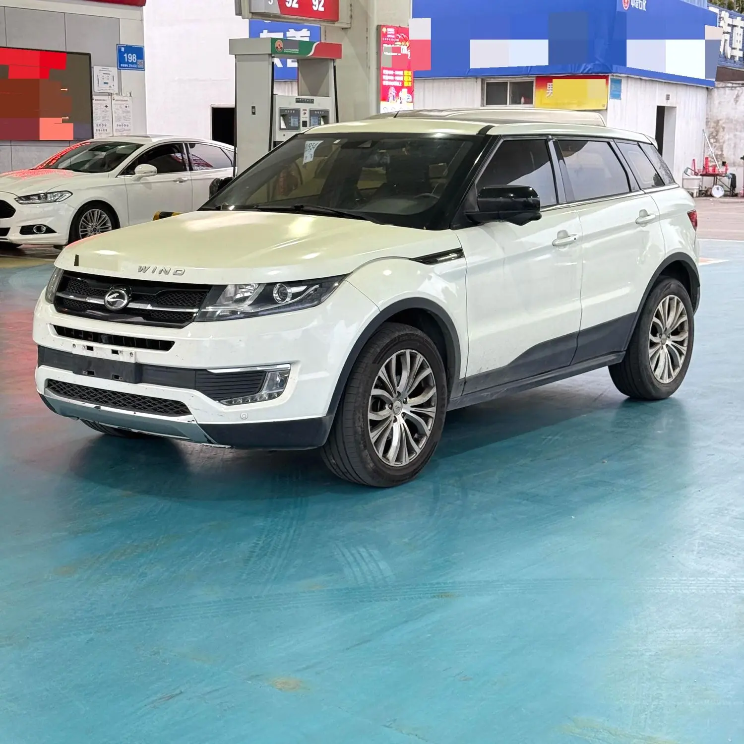 2017 Landwind X7 - Main View