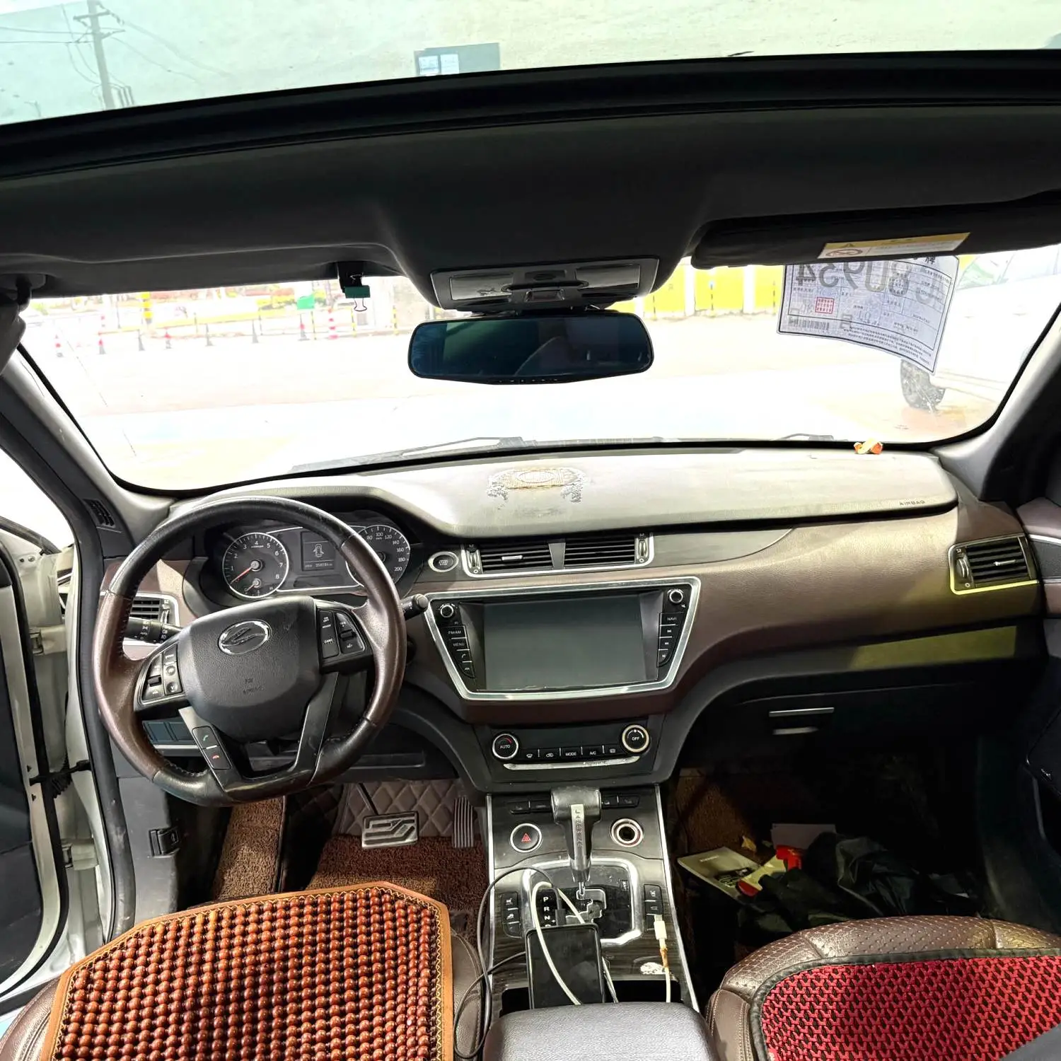 2017 Landwind X7 - Main View