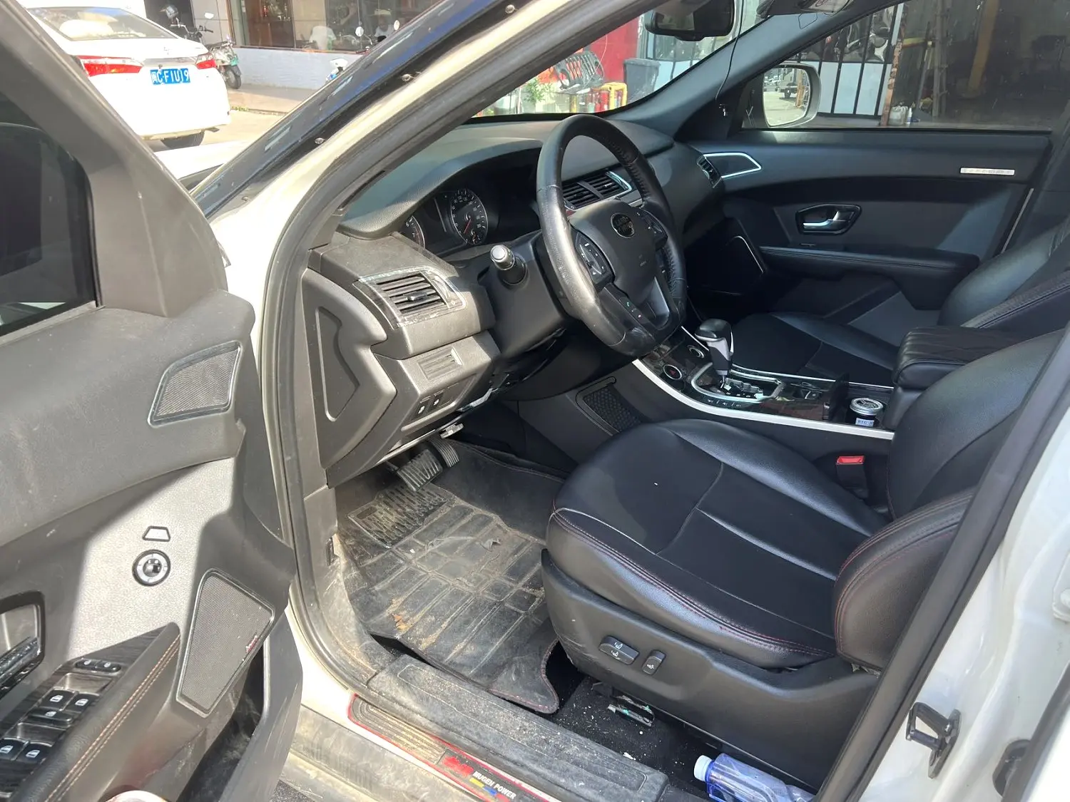 2018 Landwind X7 - Main View