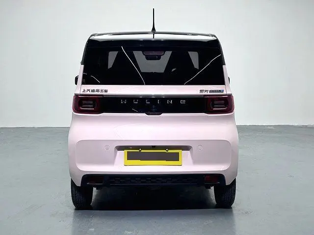 2022 Wuling Hongguang MINI EV - Main View