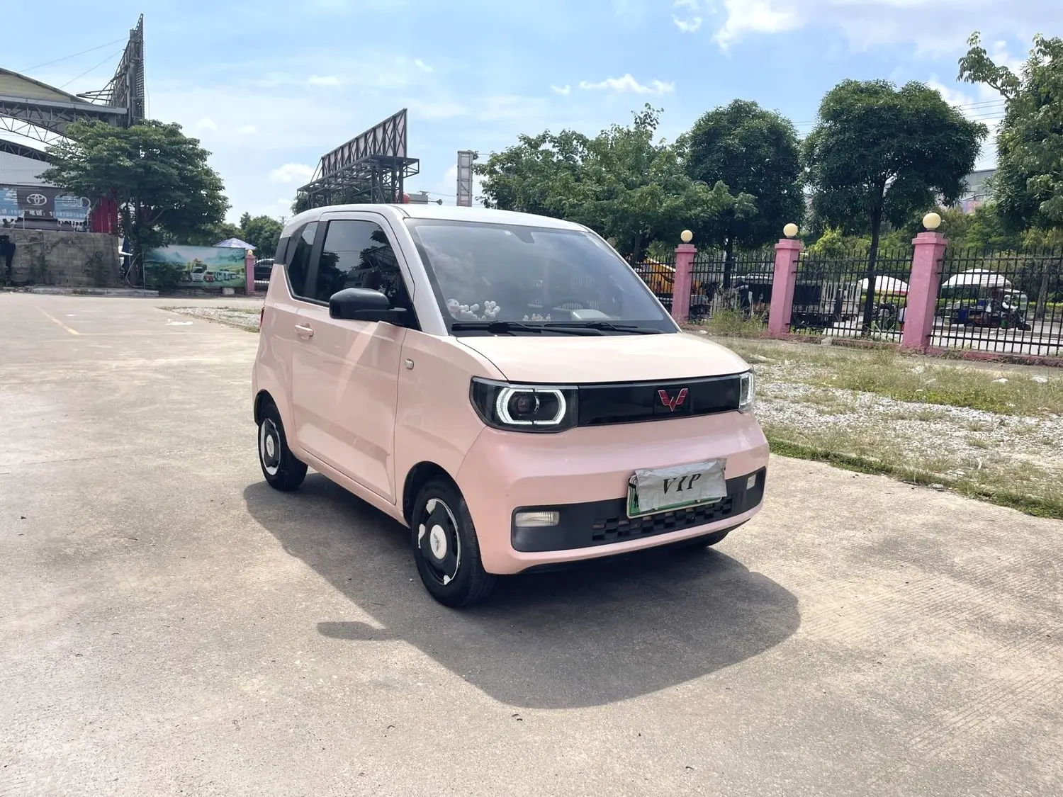 2022 Wuling Hongguang MINI EV - Main View