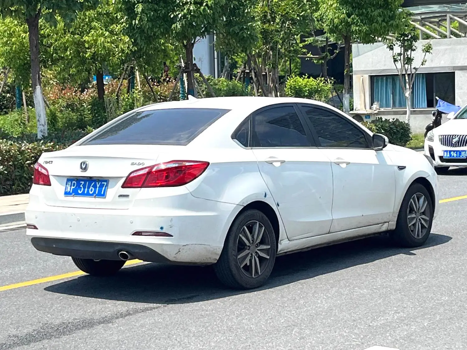2016 Changan EADO - Main View