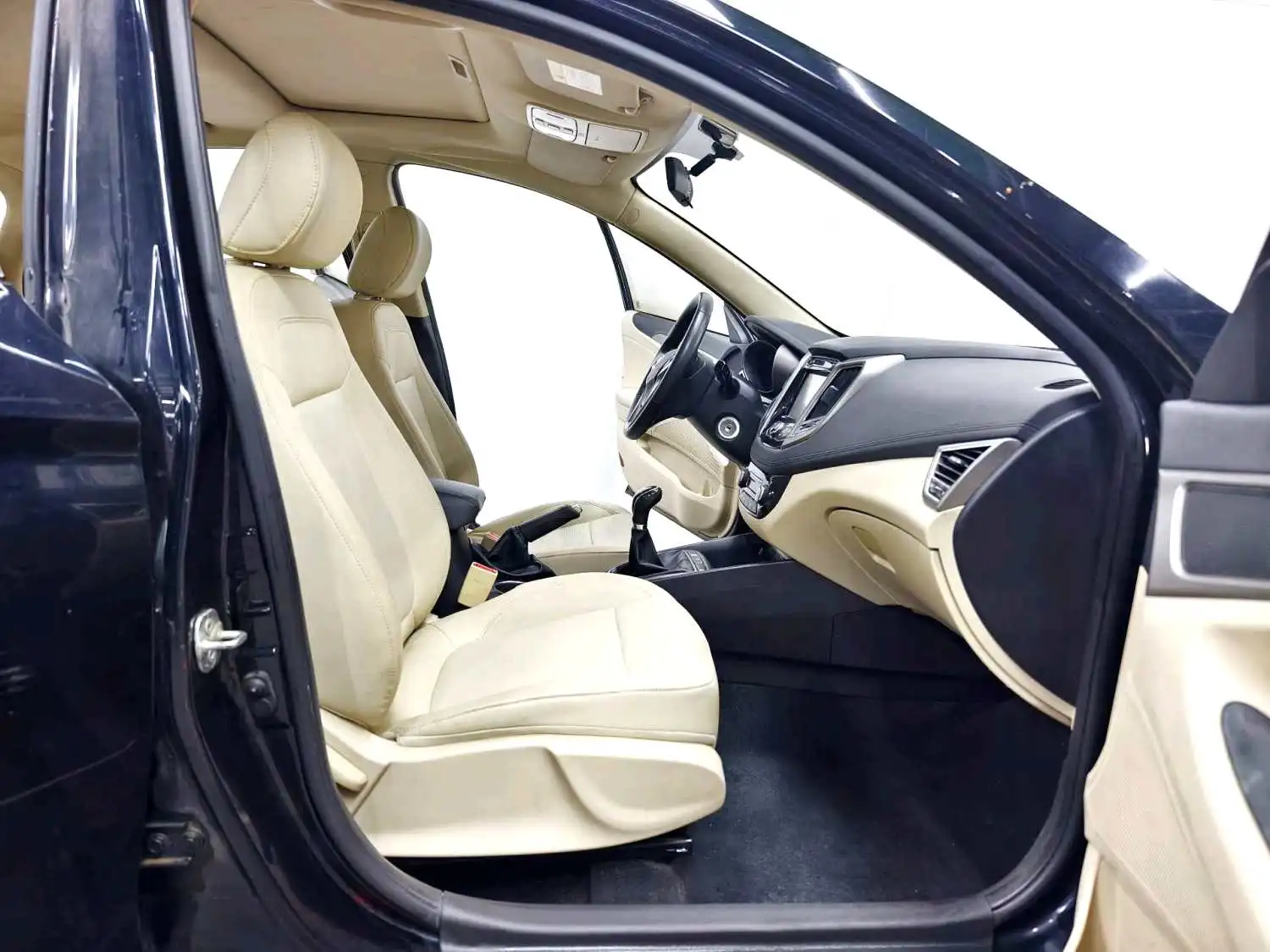 2016 Changan EADO - Main View
