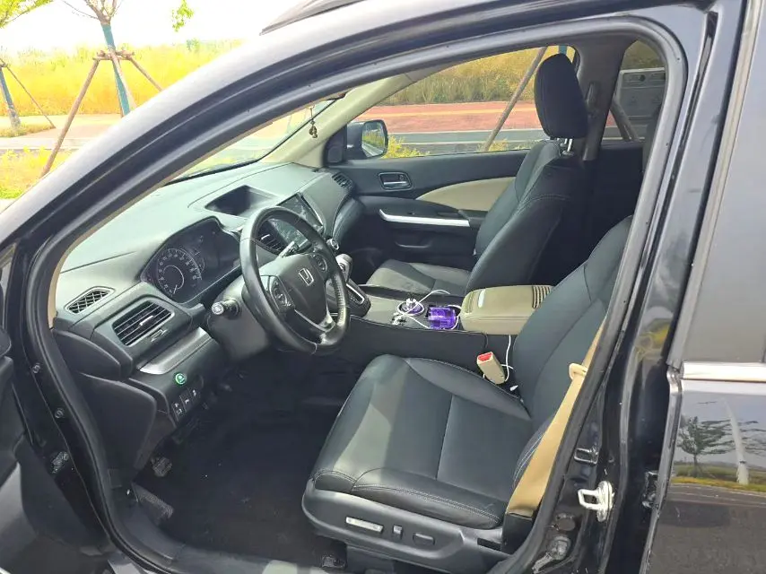 2015 Honda CR-V - Main View