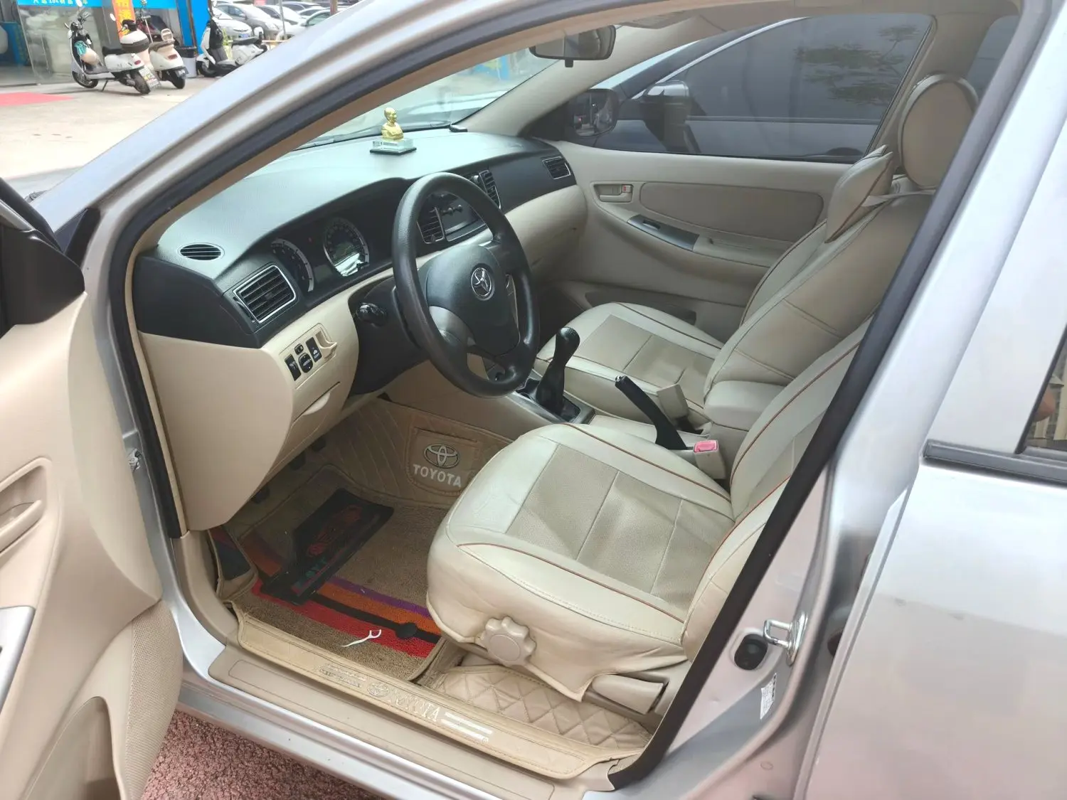 2014 Toyota Corolla EX - Main View