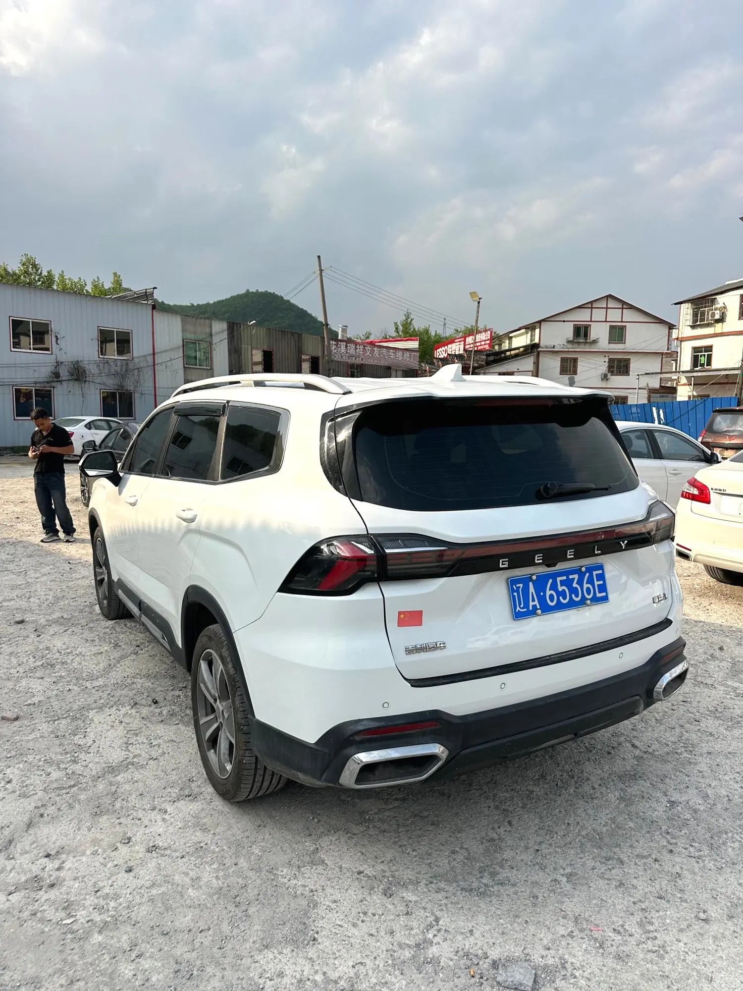 2024 Geely HaoyueL - Main View