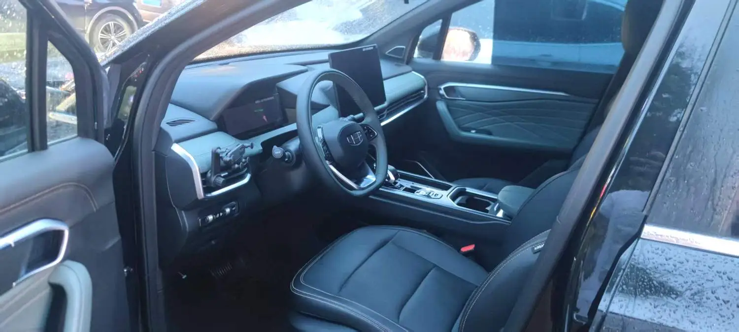 2024 Geely HaoyueL - Main View