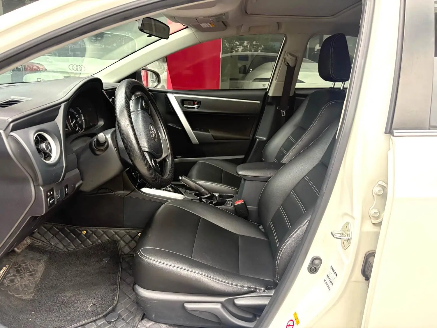 2017 Toyota Corolla - Main View