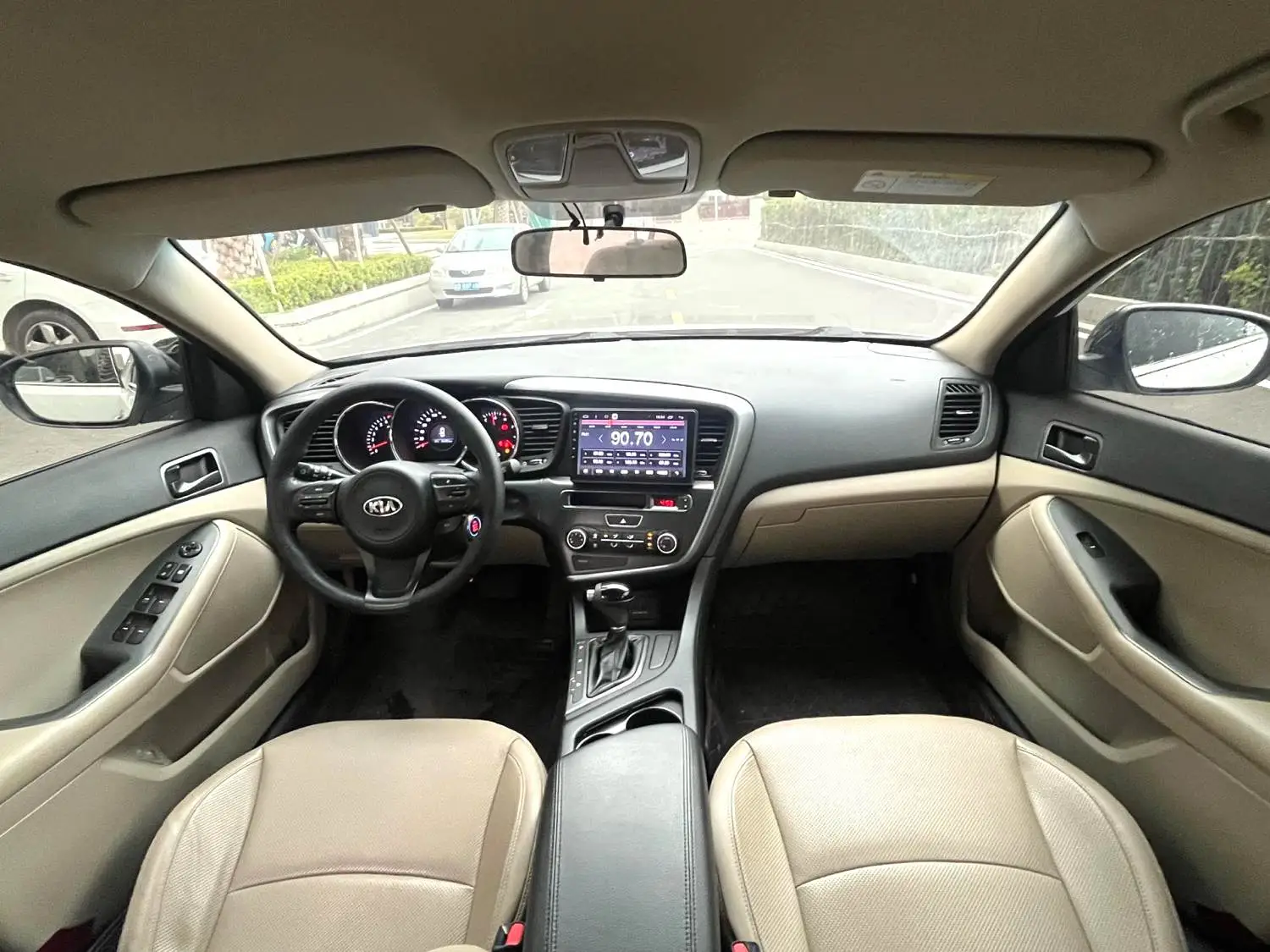 2018 Kia K5 - Main View