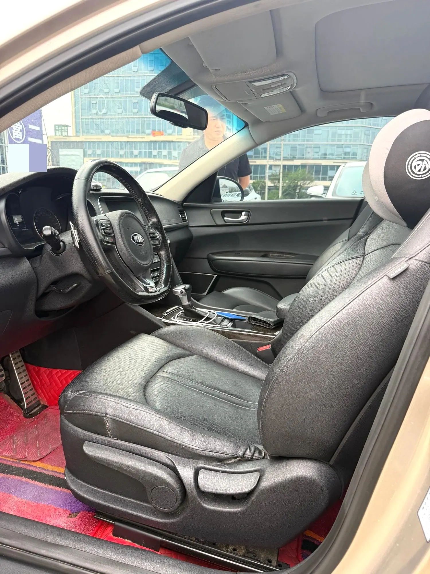 2017 Kia K5 - Main View