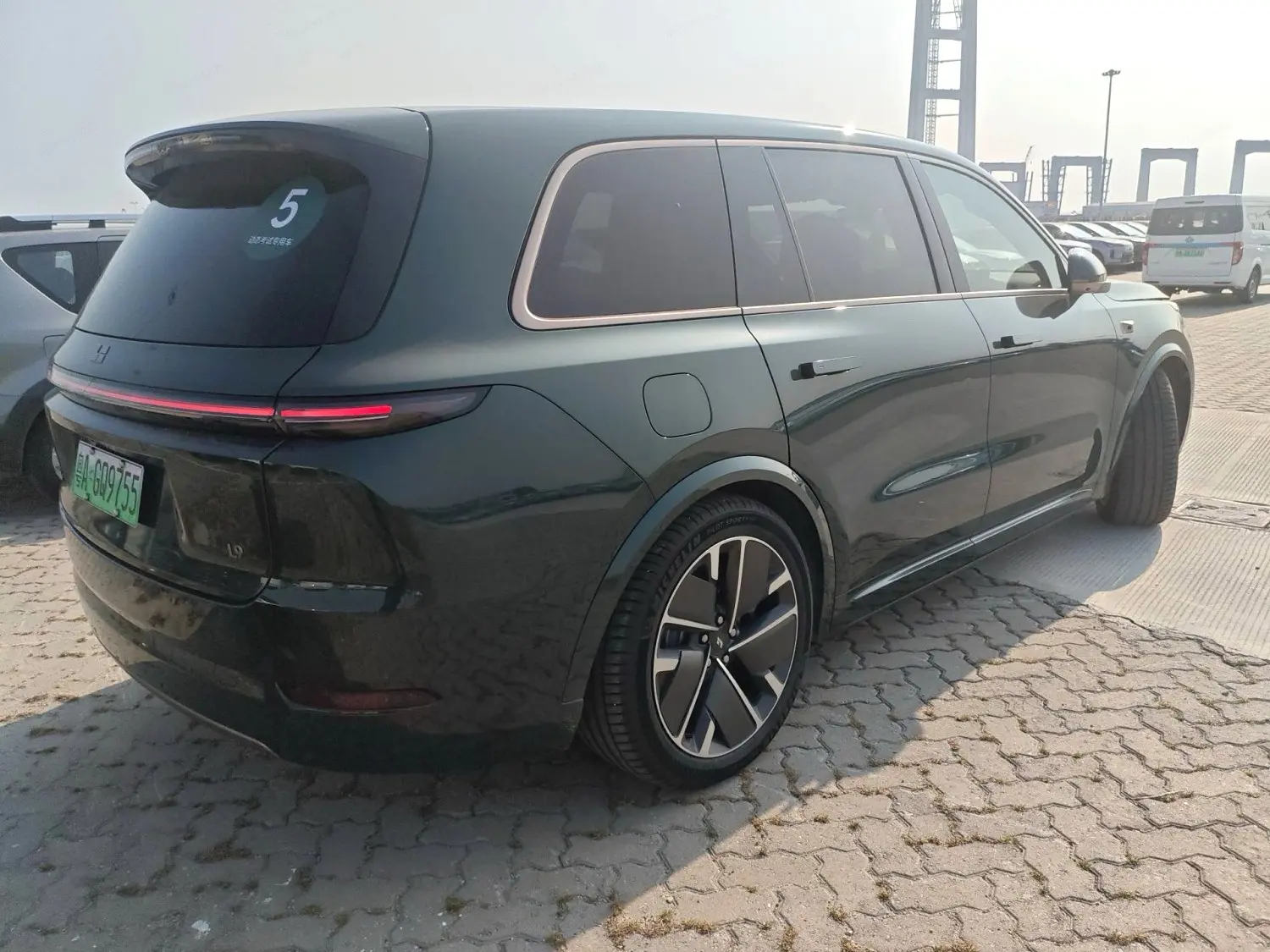 2025 Li Auto L9 Ultra - Main View