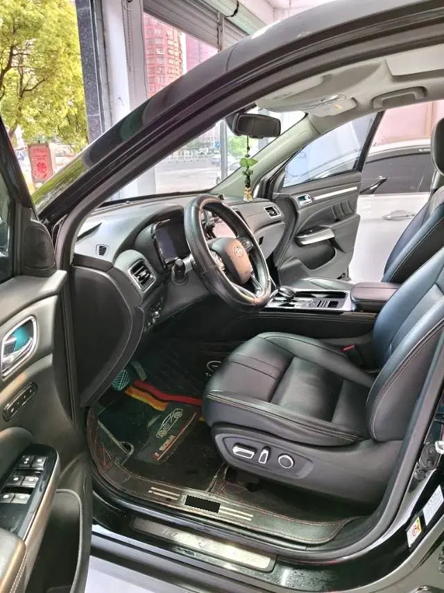 2021 GAC Trumpchi GS8 - Main View