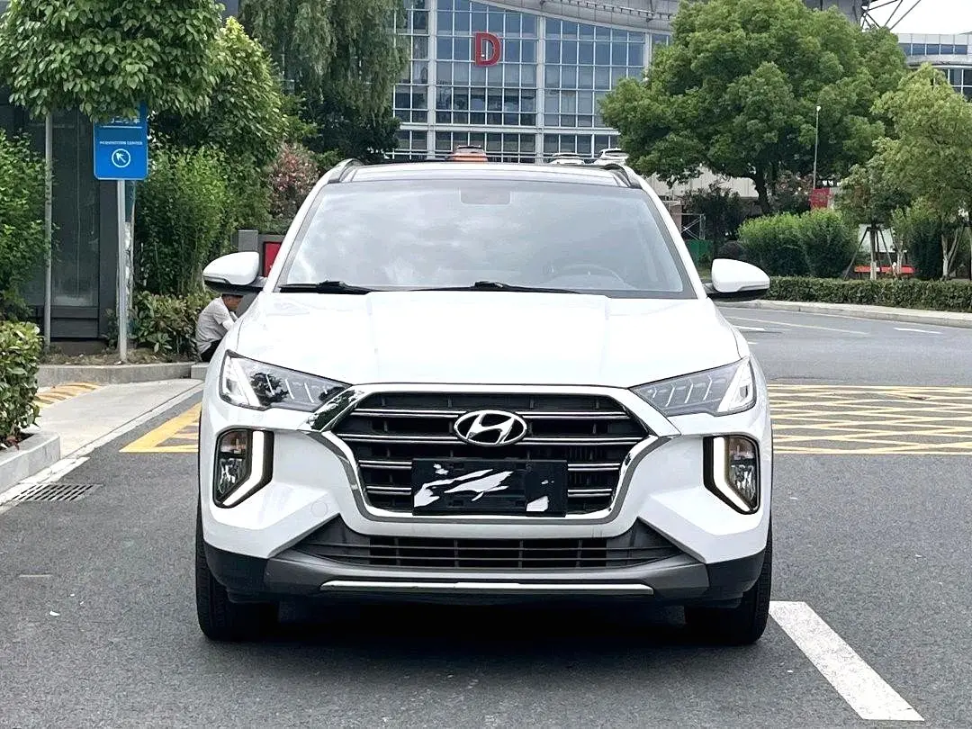 2020 Hyundai Tucson - Main View