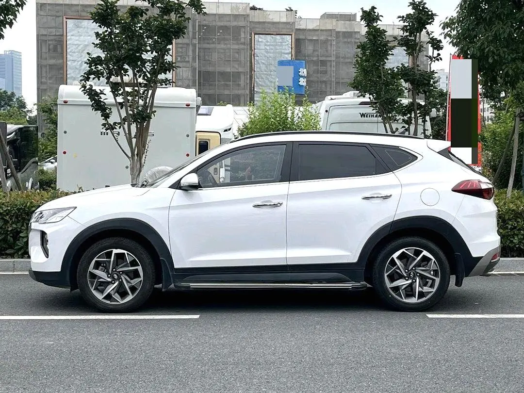 2020 Hyundai Tucson - Main View