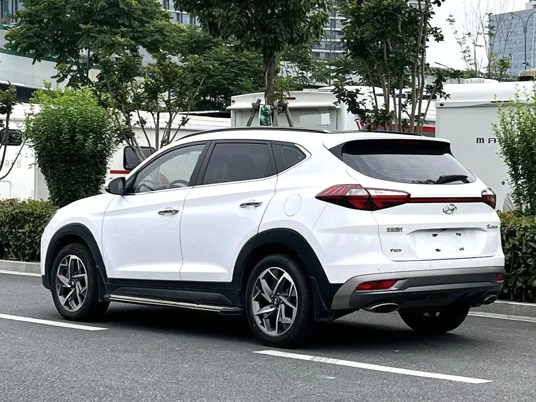 2020 Hyundai Tucson - Main View