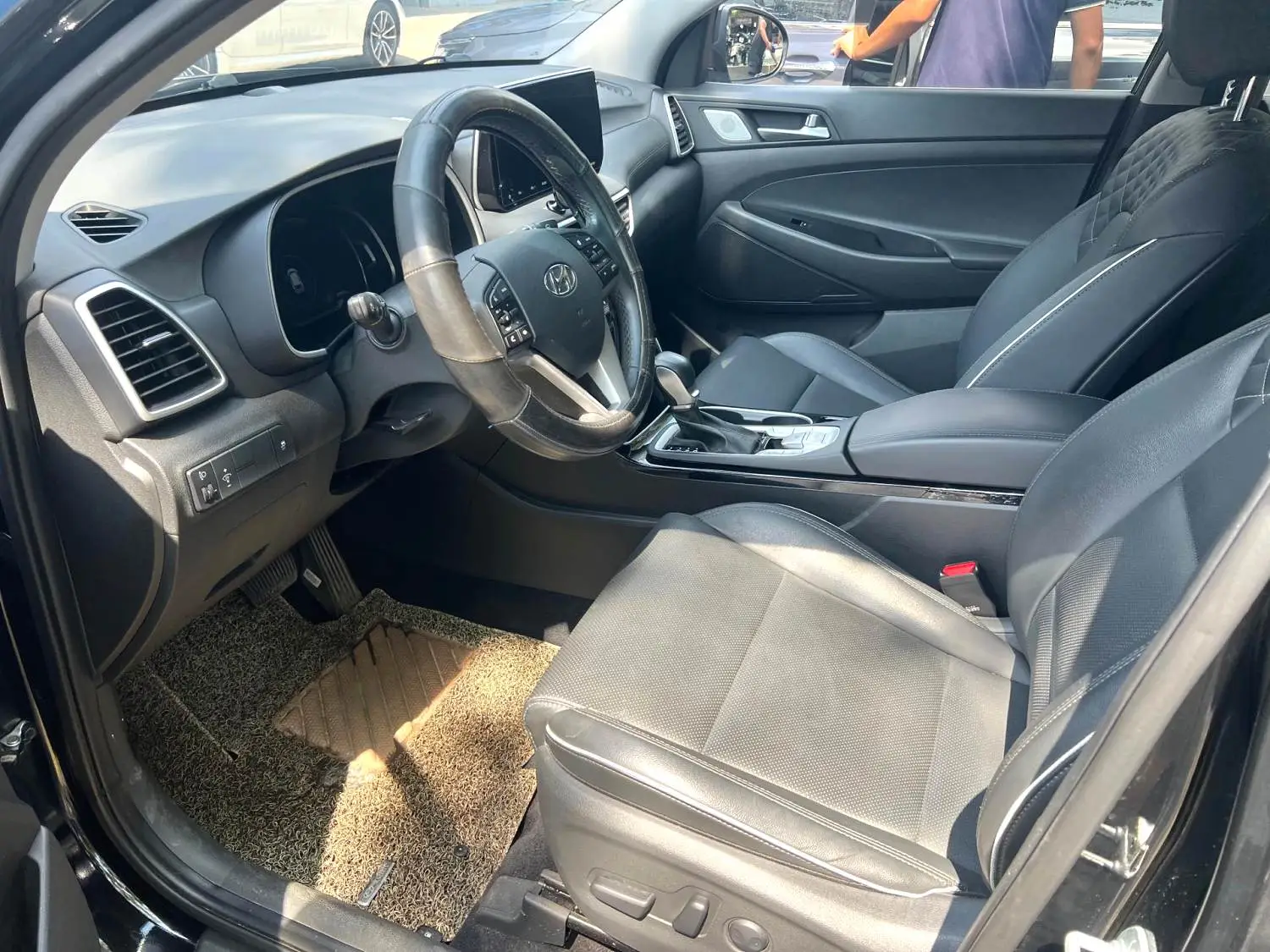 2021 Hyundai Tucson - Main View