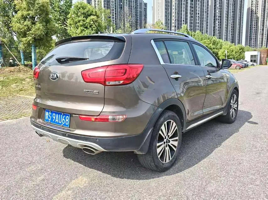 2016 Kia Sportage R - Main View
