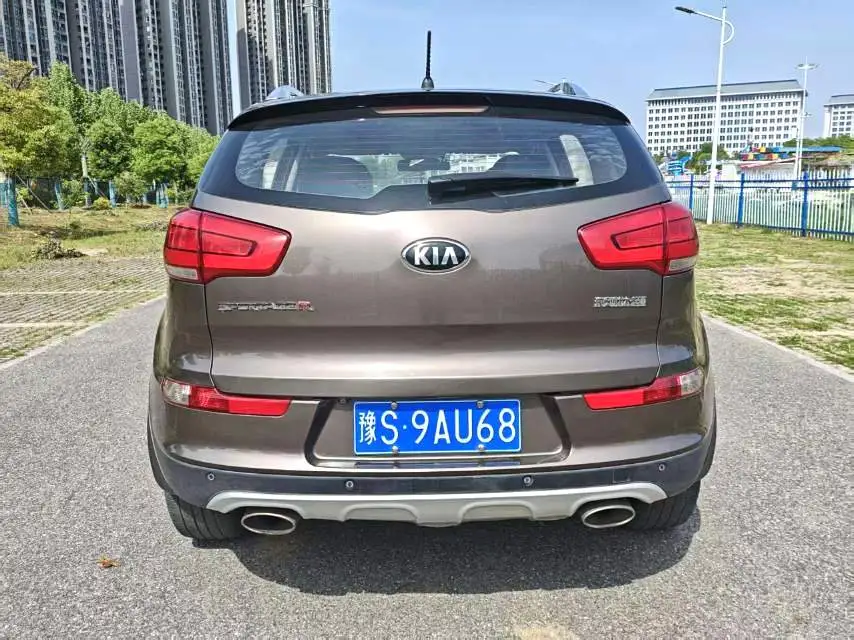 2016 Kia Sportage R - Main View