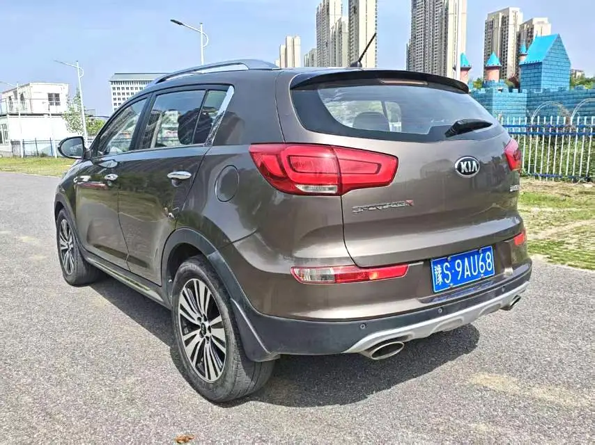 2016 Kia Sportage R - Main View
