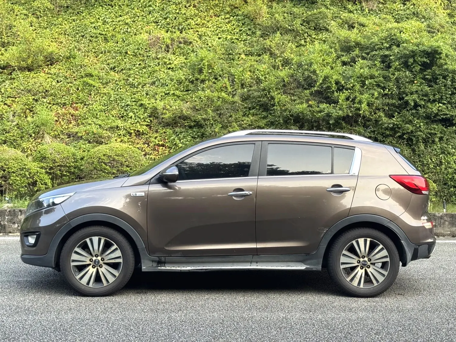 2015 Kia Sportage R - Main View