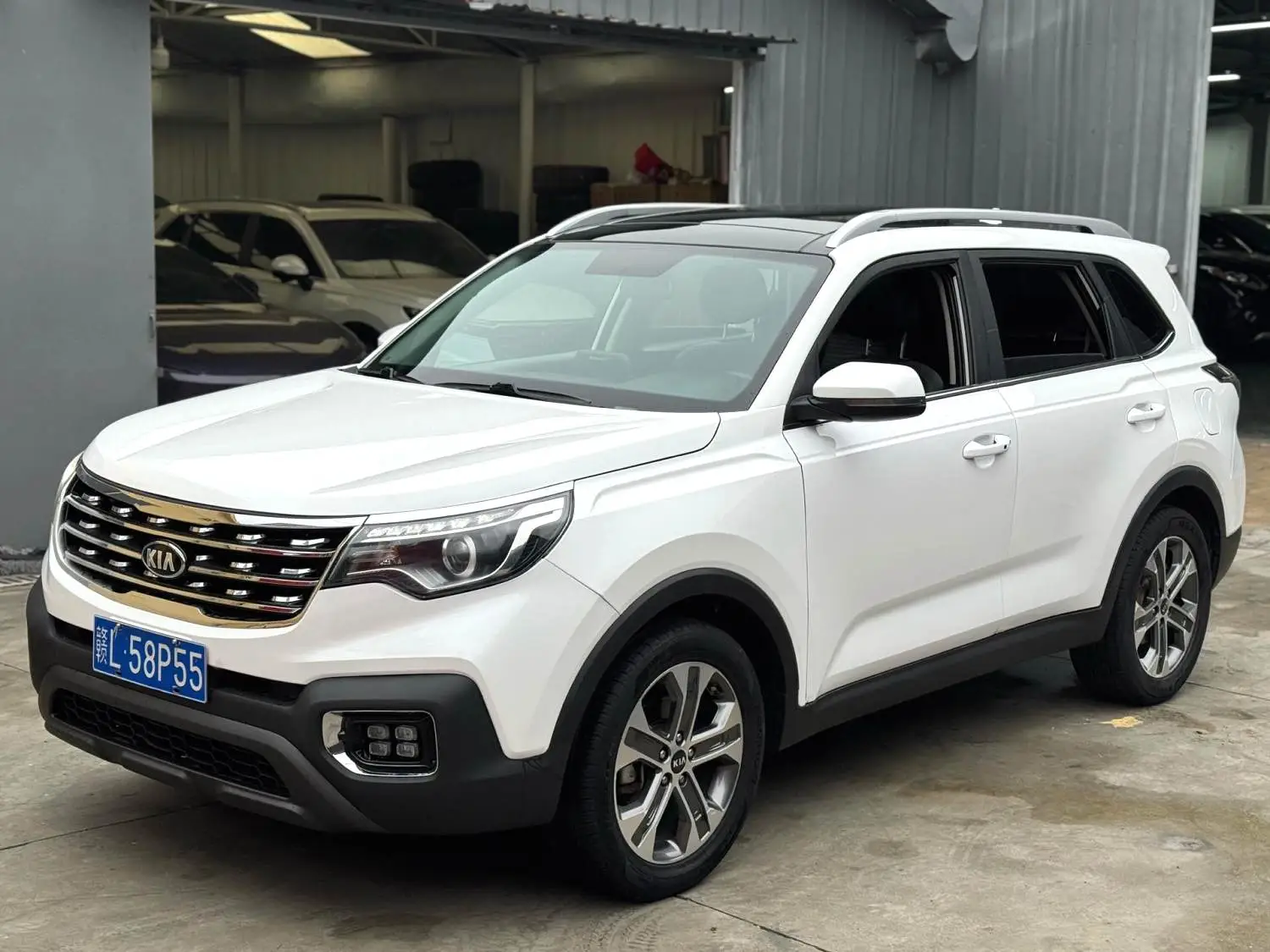 2021 Kia Sportage R - Main View