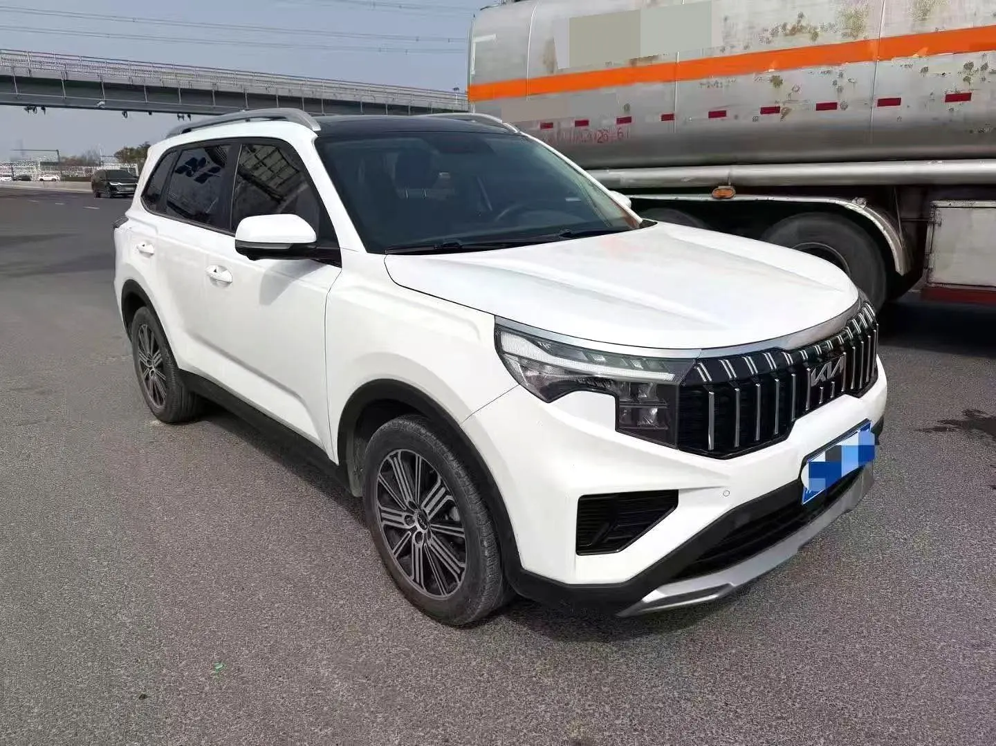 2022 Kia Sportage R - Main View