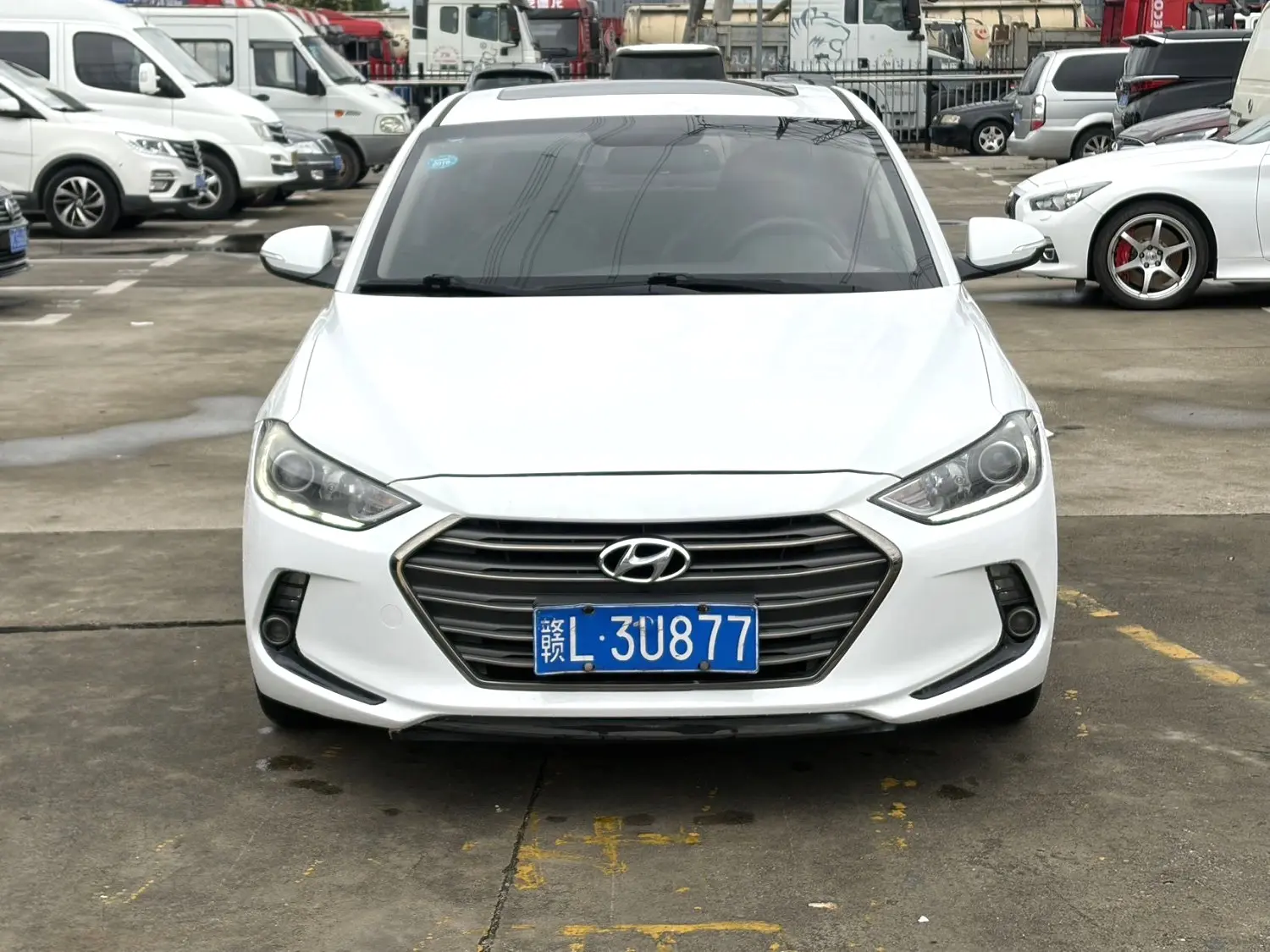 2016 Hyundai Elantra - Main View