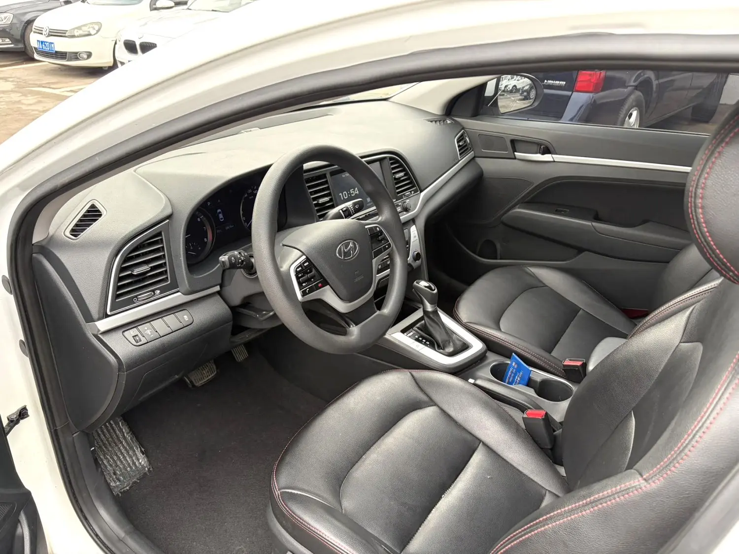 2016 Hyundai Elantra - Main View