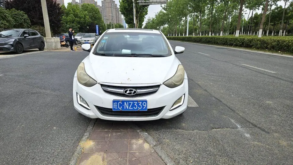 2014 Hyundai Elantra - Main View