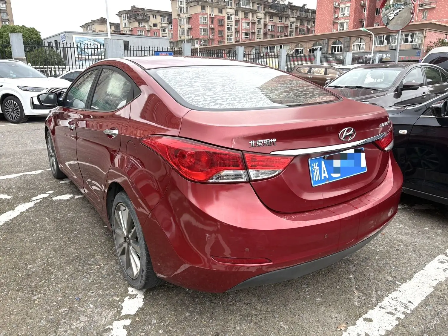 2015 Hyundai Elantra - Main View