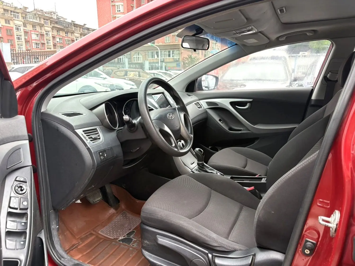 2015 Hyundai Elantra - Main View