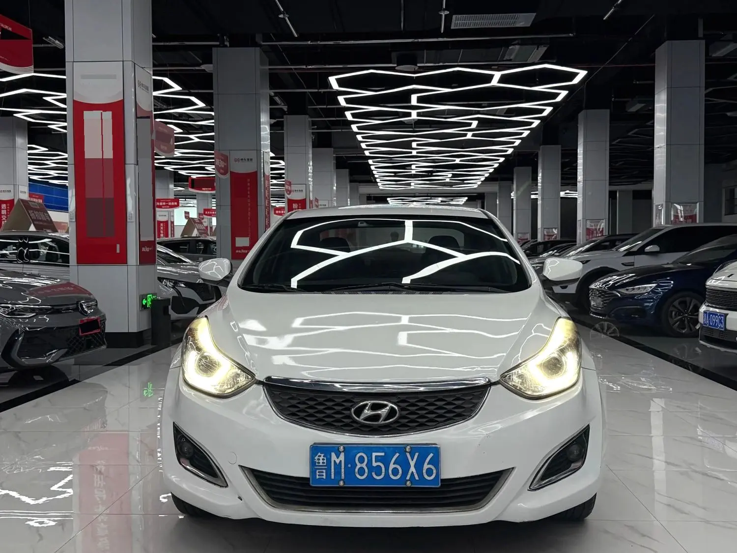 2017 Hyundai Elantra - Main View