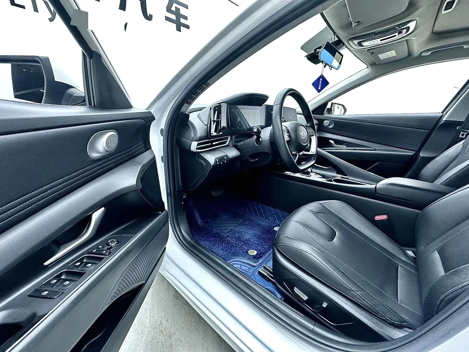 2021 Hyundai Elantra - Main View