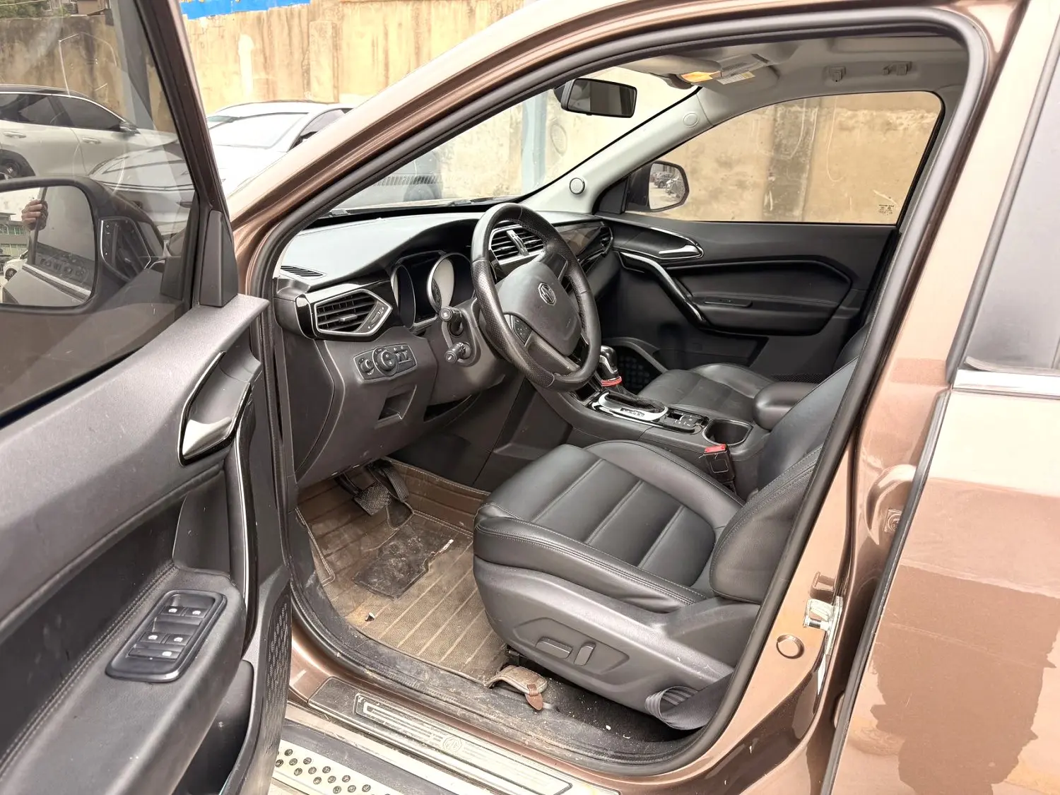 2015 MG GS - Main View