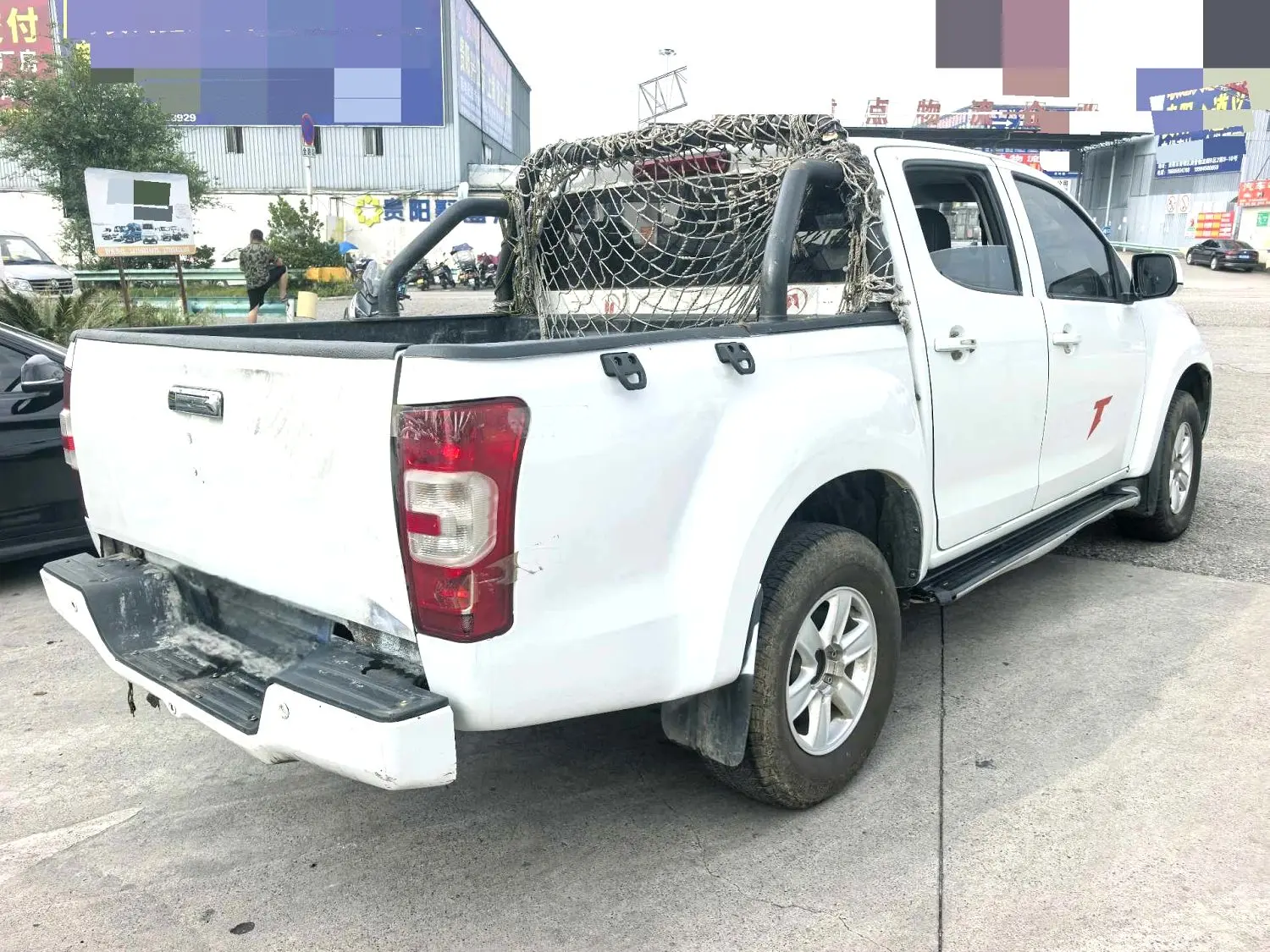 2023 ISUZU RE-MAX - Main View