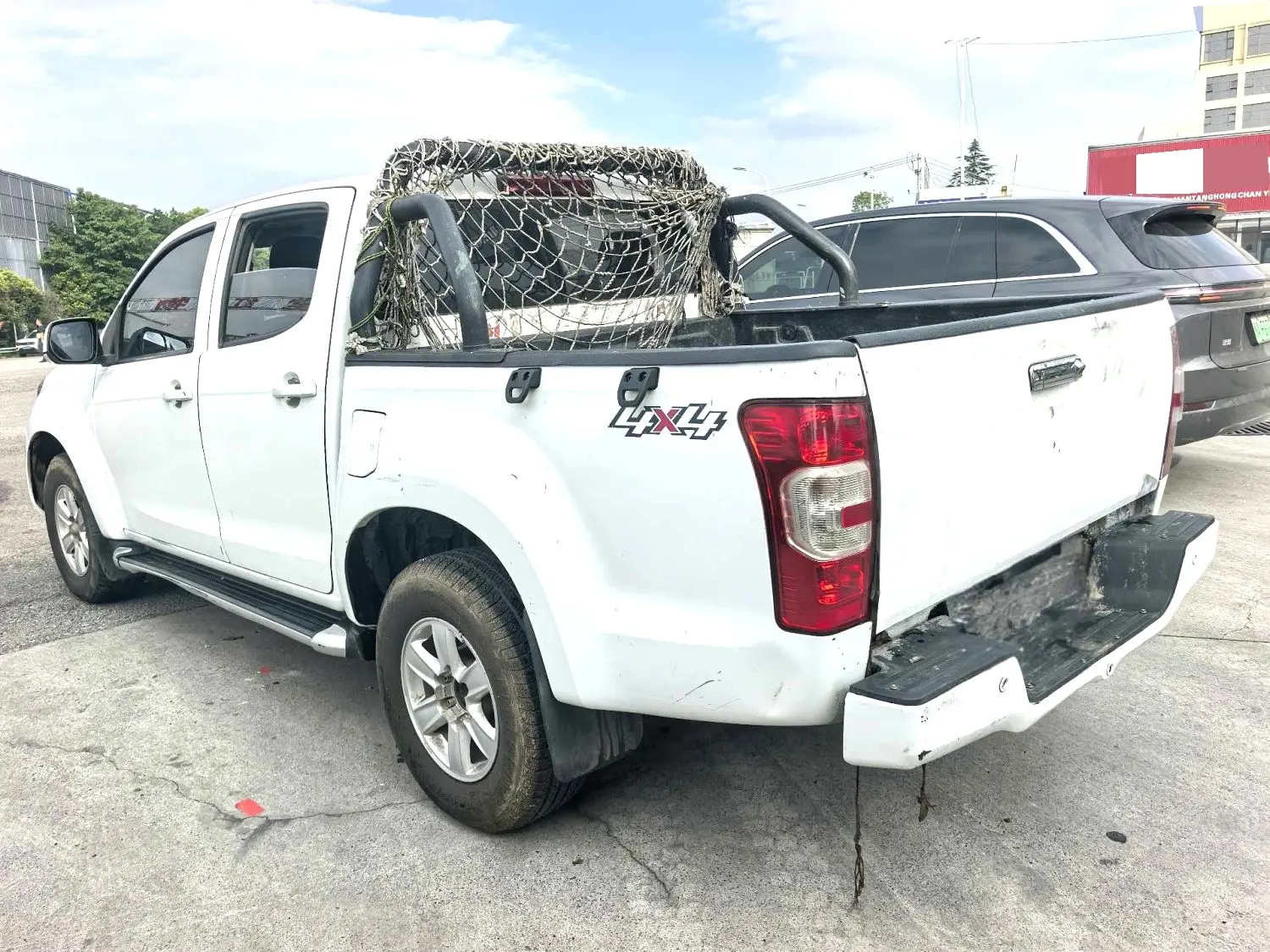 2023 ISUZU RE-MAX - Main View