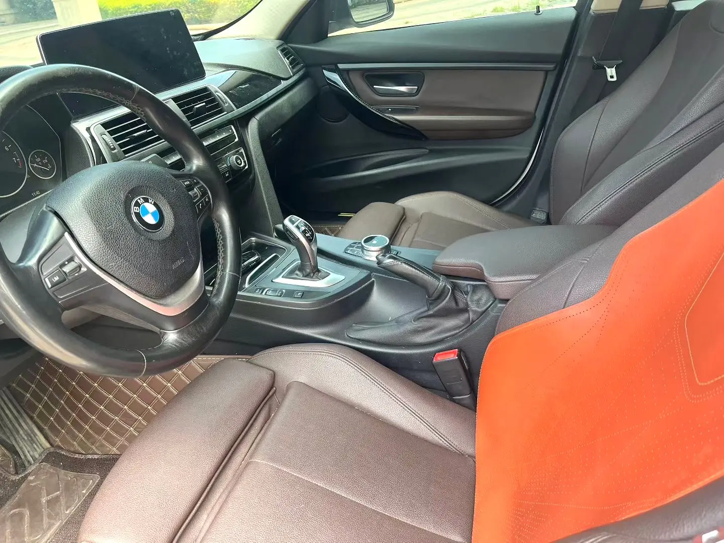 2019 BMW 320Li - Main View
