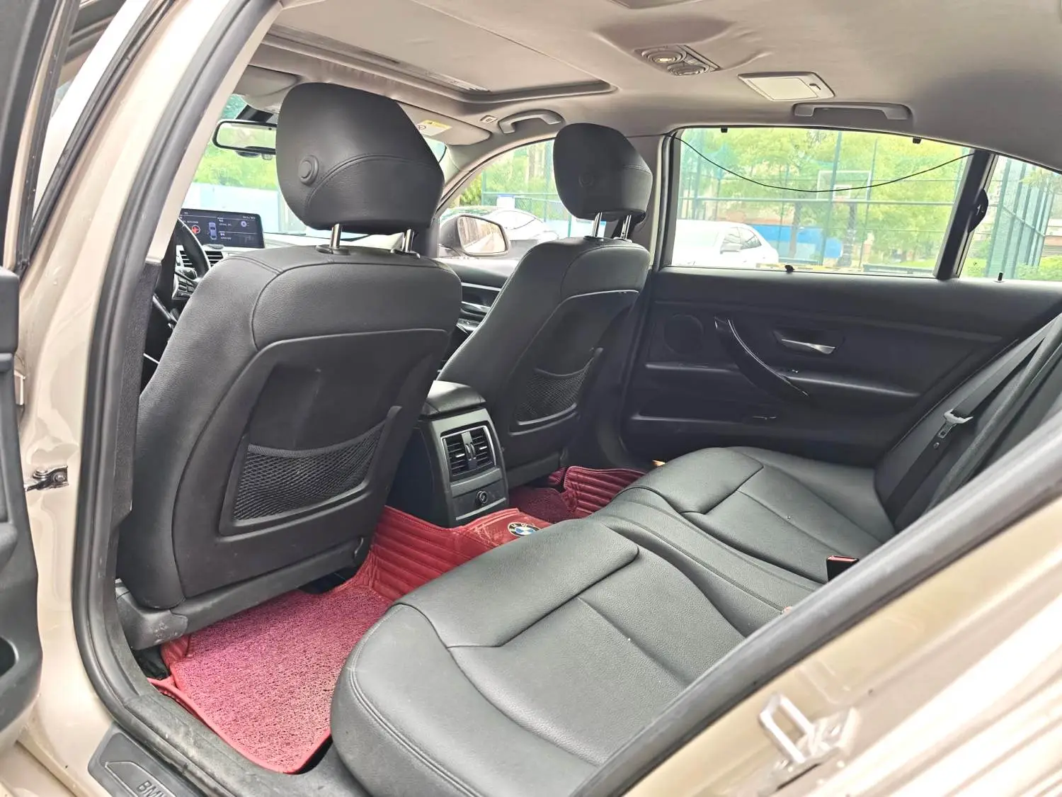 2018 BMW 320Li - Main View