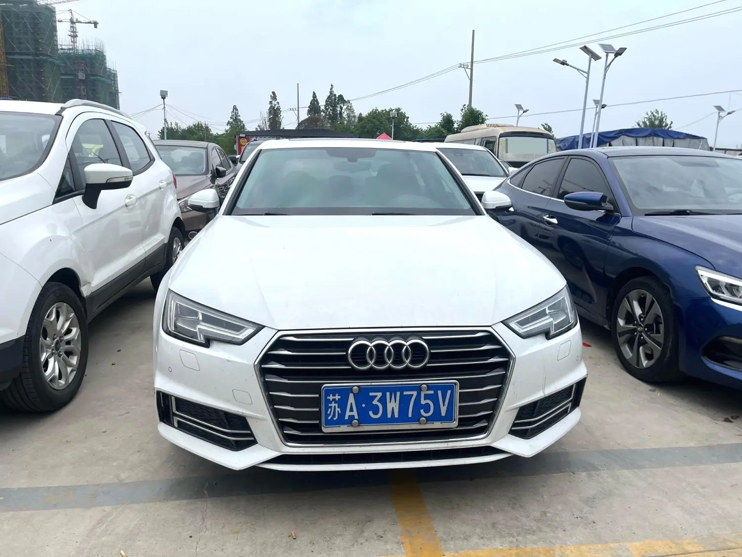2019 Audi A4L - Main View