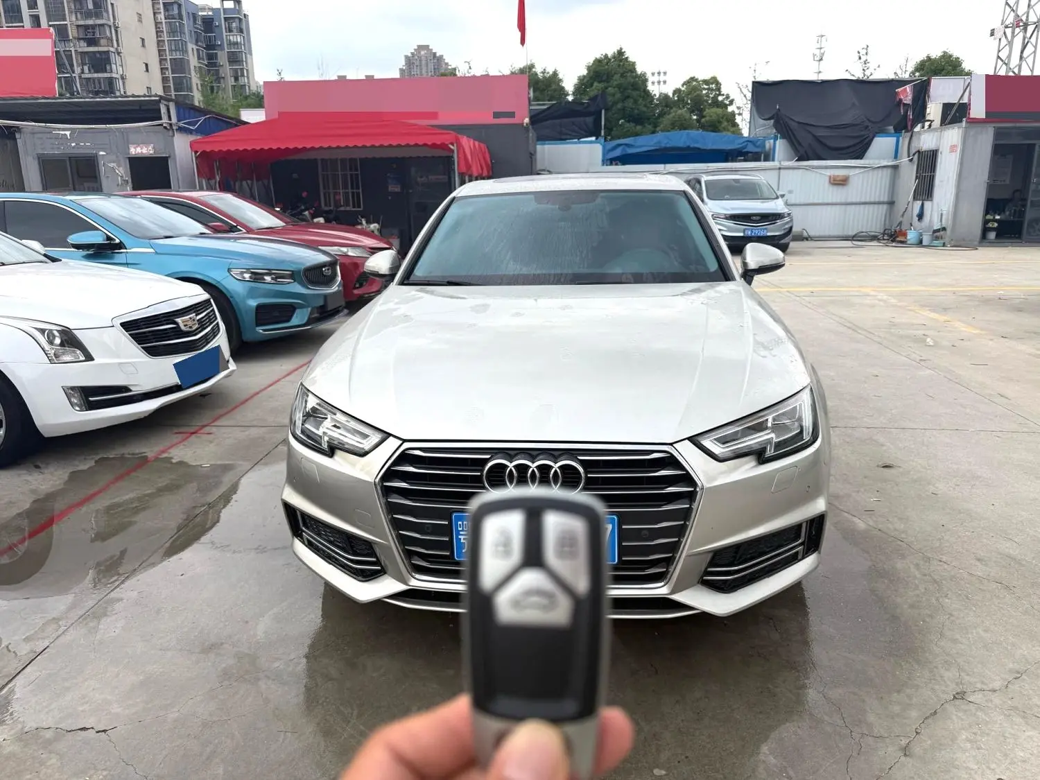 2020 Audi A4L - Main View