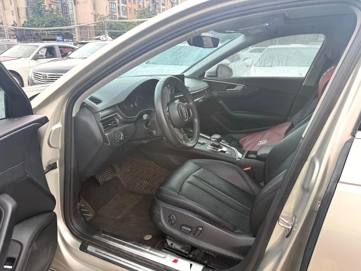 2020 Audi A4L - Main View