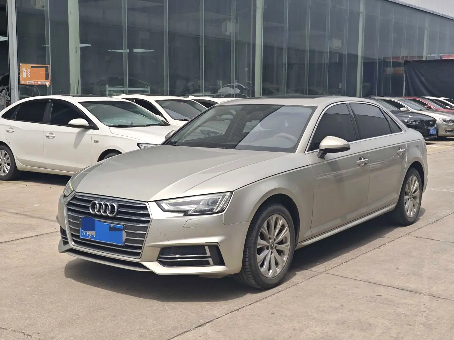 2019 Audi A4L - Main View