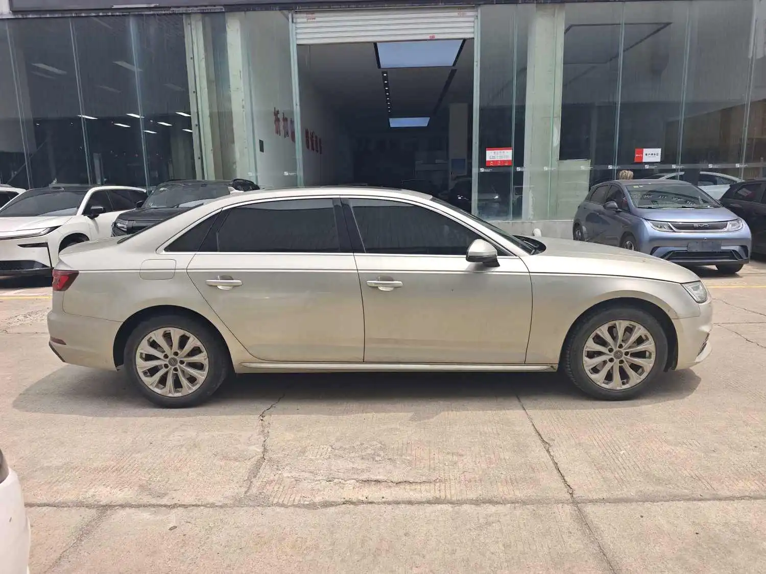 2019 Audi A4L - Main View