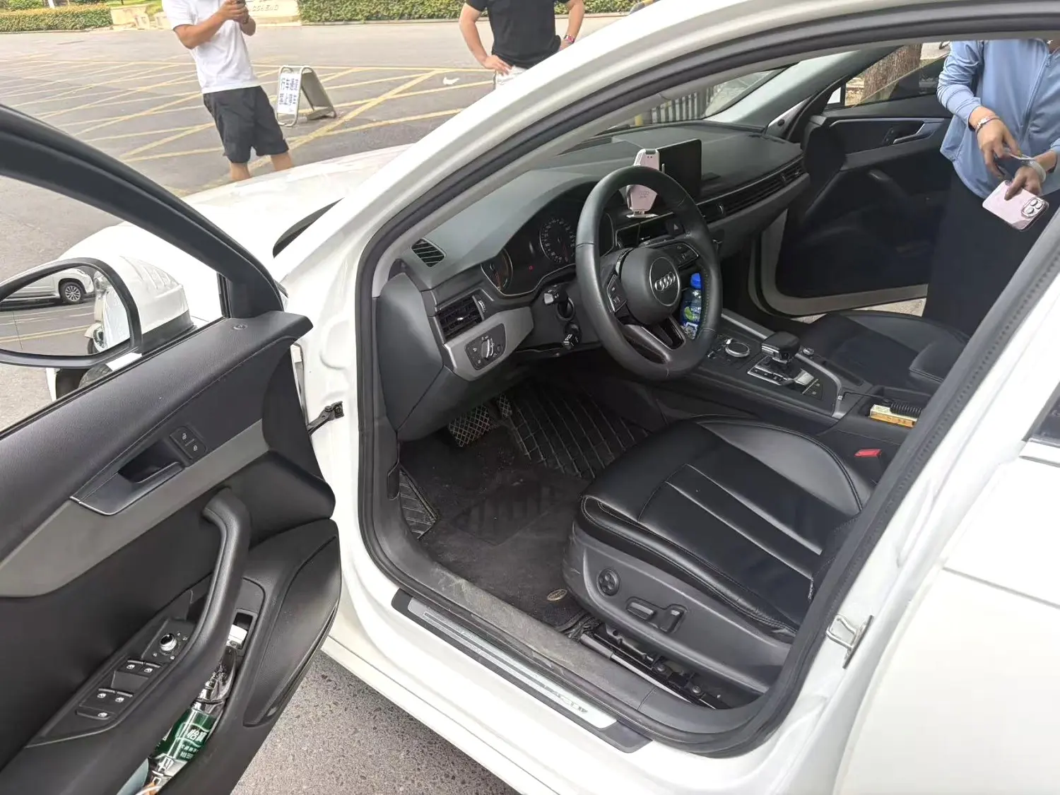 2018 Audi A4L - Main View