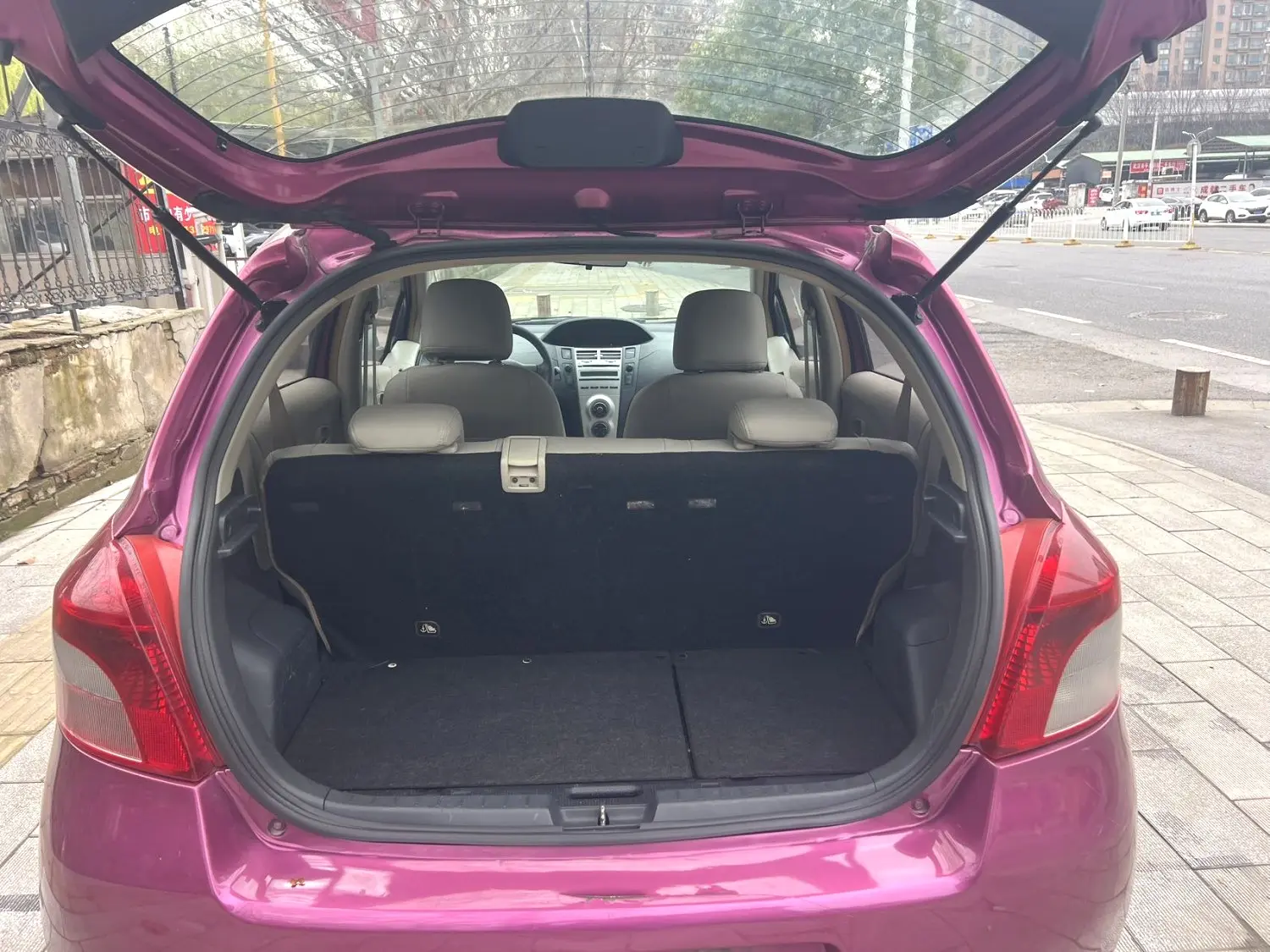 2008 Toyota Yaris - Main View