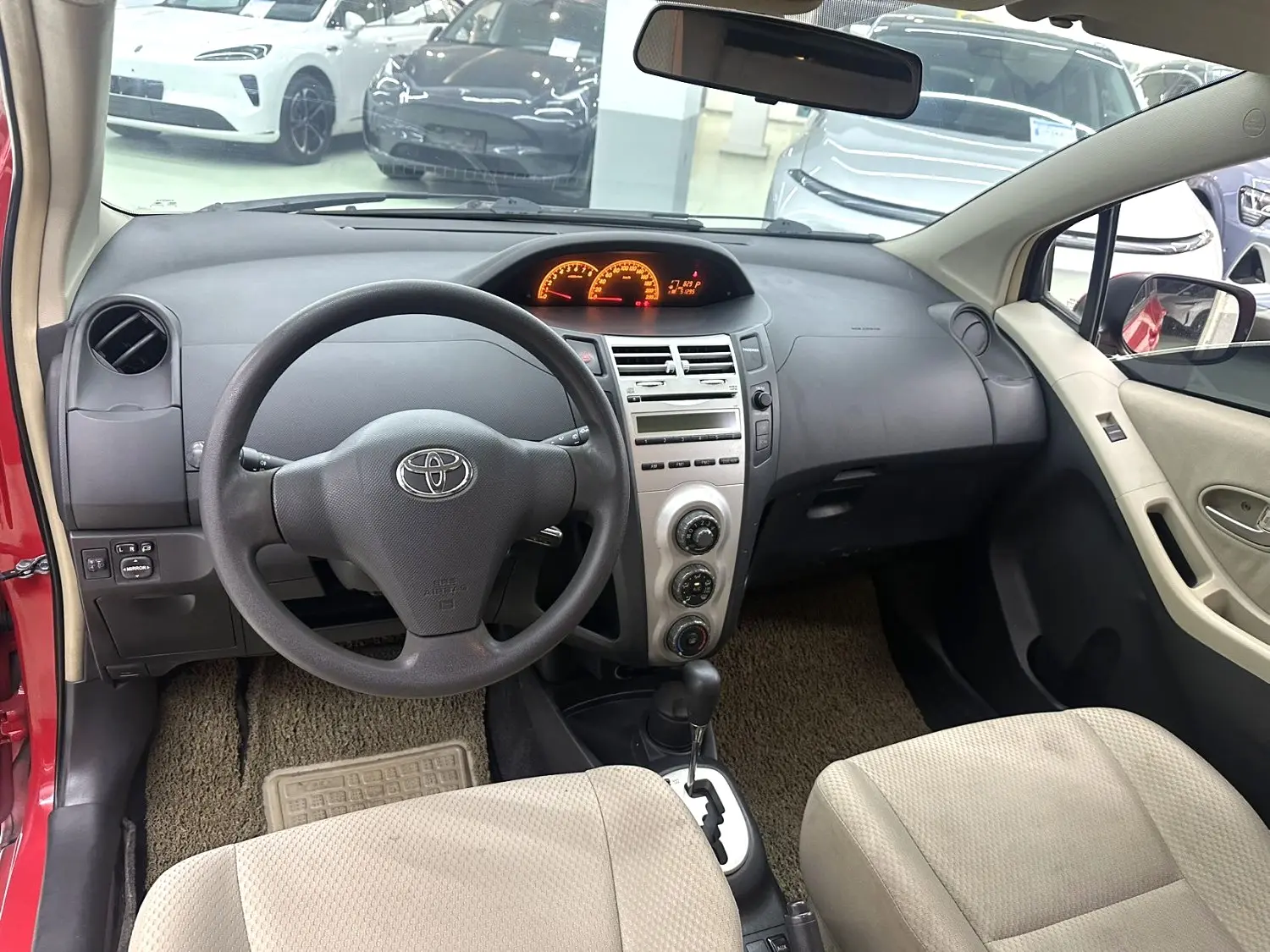 2009 Toyota Yaris - Main View