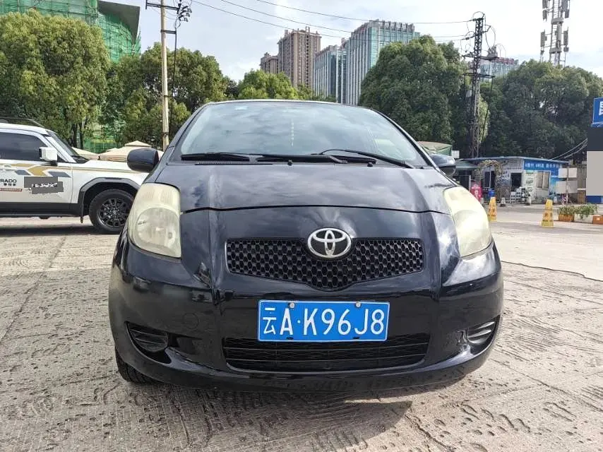 2010 Toyota Yaris - Main View