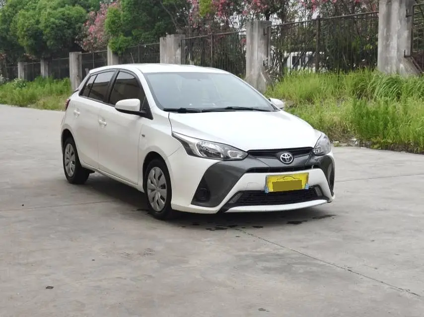 2017 Toyota Yaris L - Main View